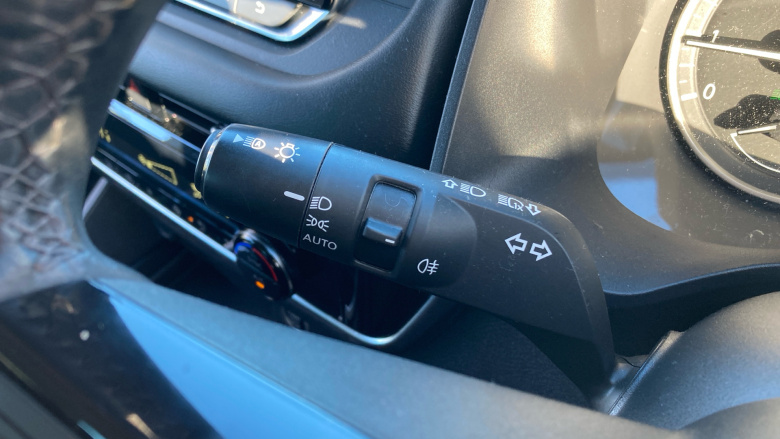 Nissan Qashqai 1.3 DiG-T MH Acenta Premium 5dr Petrol Hatchback